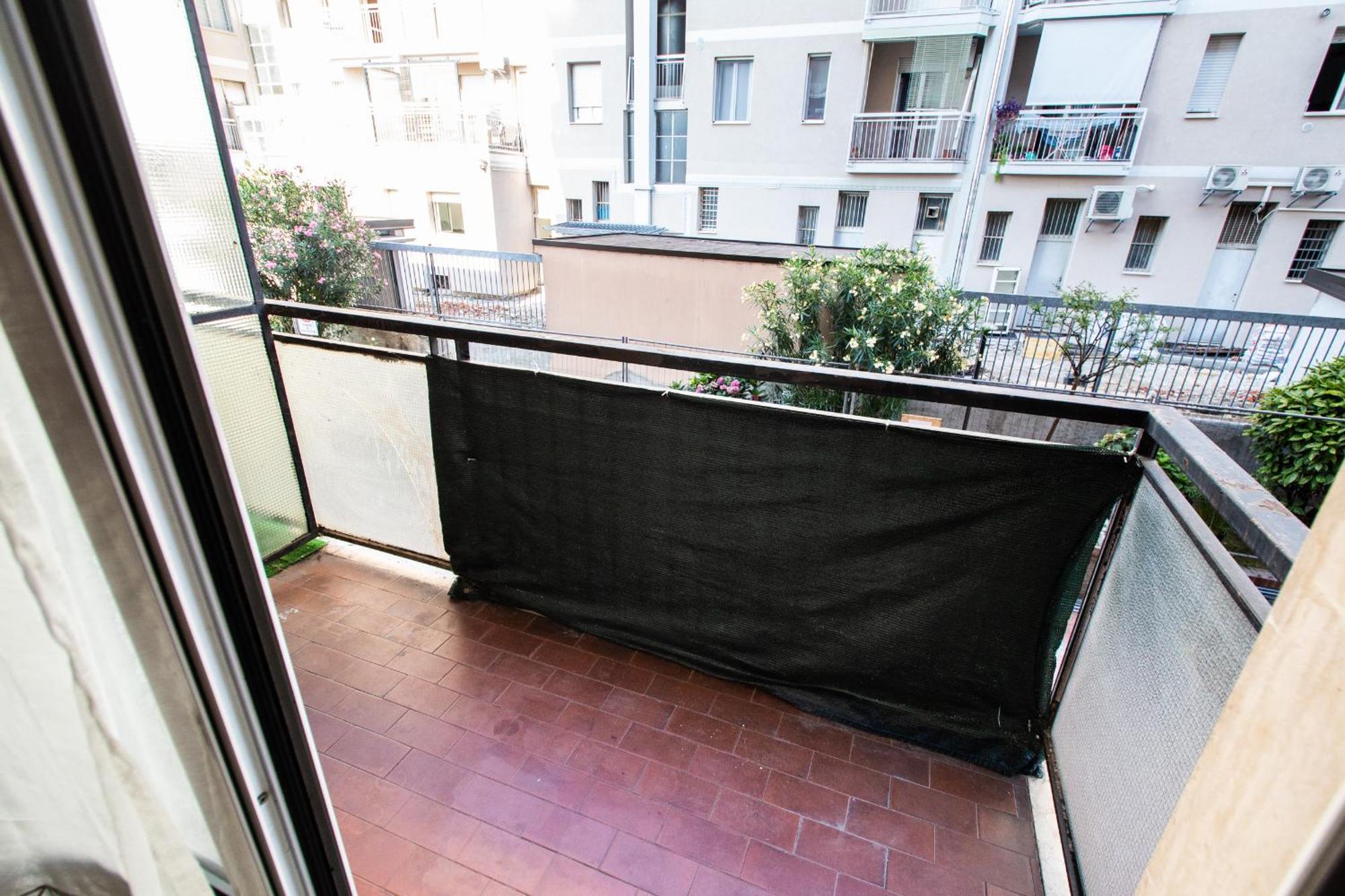 Milano-Linate Suite Self Check In & Free Parking Exteriör bild