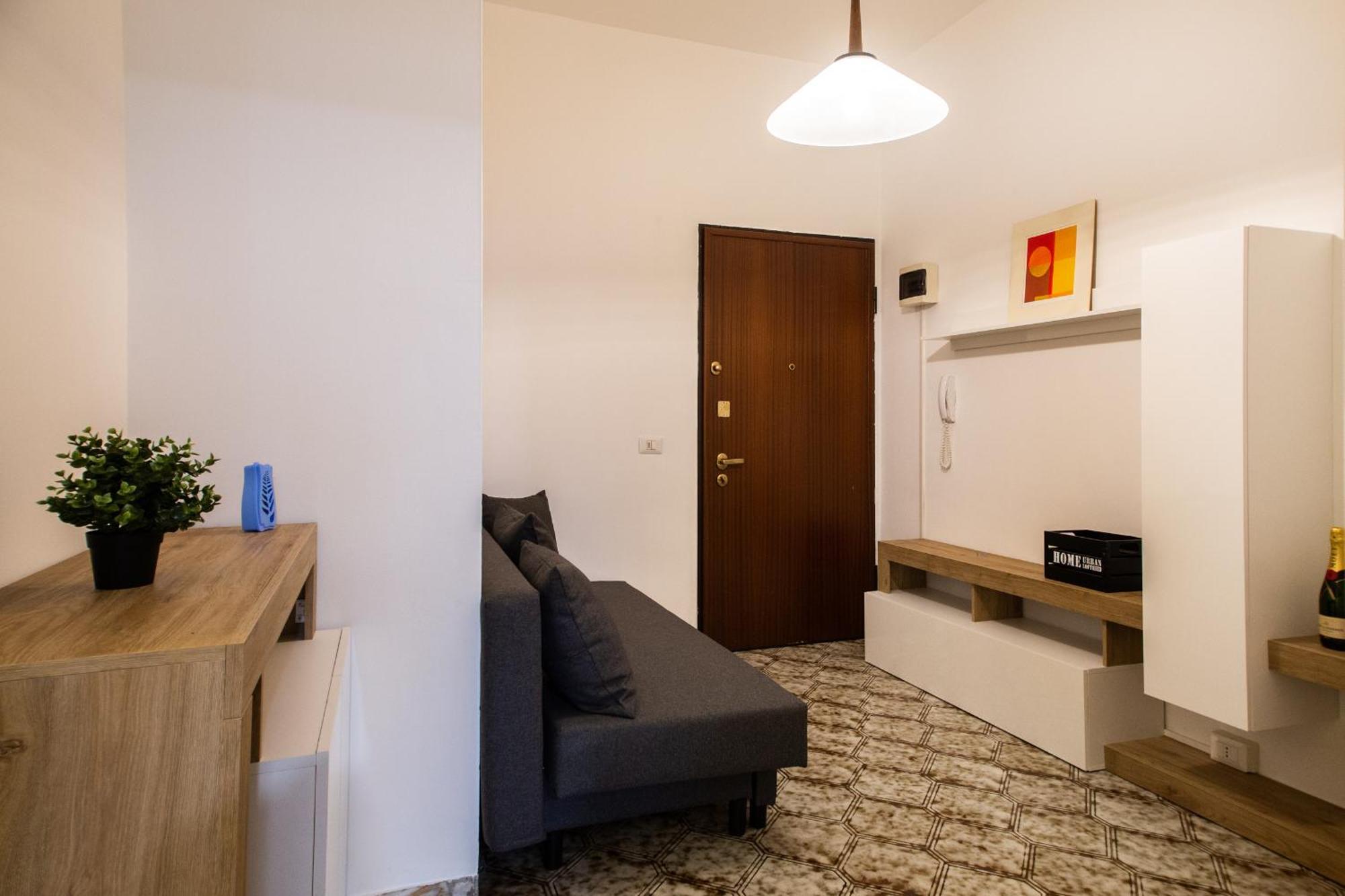 Milano-Linate Suite Self Check In & Free Parking Exteriör bild